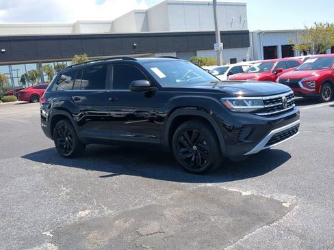 Used 2022 Volkswagen Atlas SE image 4