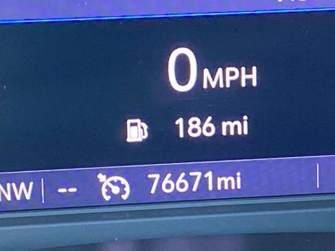 Used 2020 Buick Enclave Essence w/ Sport Touring Edition image 23