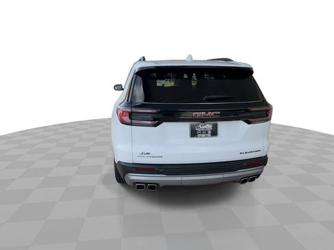 Certified 2025 GMC Acadia Elevation FWD image 7