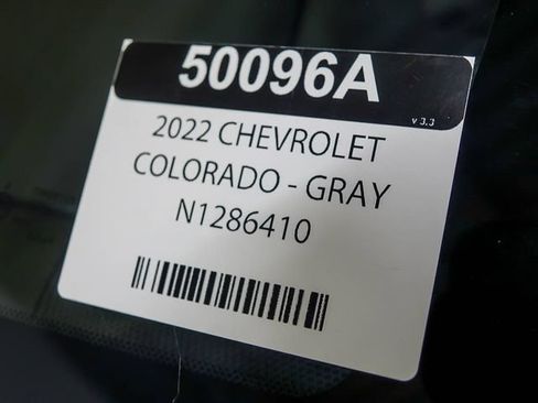 Used 2022 Chevrolet Colorado LT w/ LT Convenience Package AWD/4WD image 32