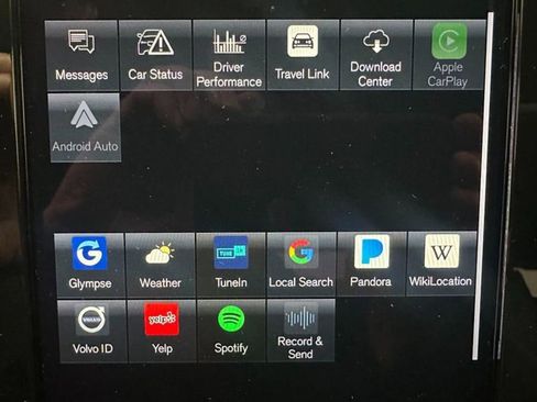 Used 2021 Volvo XC40 T5 Momentum image 23