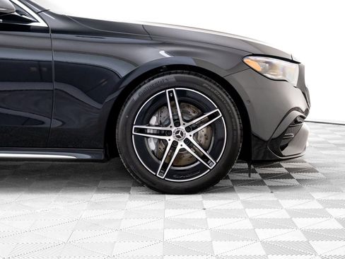 Used 2025 Mercedes-Benz E 450 4MATIC Sedan image 38