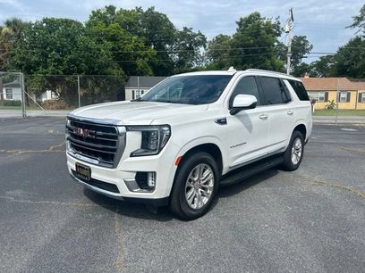 Used 2022 GMC Yukon SLT w/ SLT Premium Package