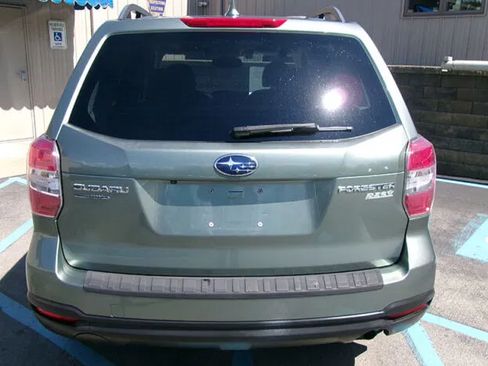 Used 2016 Subaru Forester 2.5i Premium AWD/4WD image 4