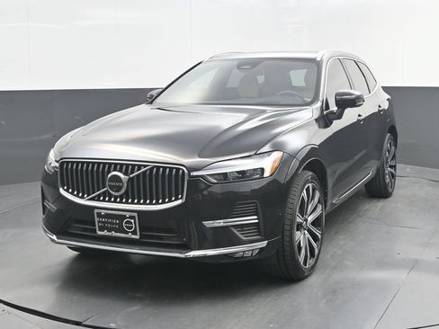 Certified 2023 Volvo XC60 B5 Ultimate w/ Climate Package AWD/4WD image 1