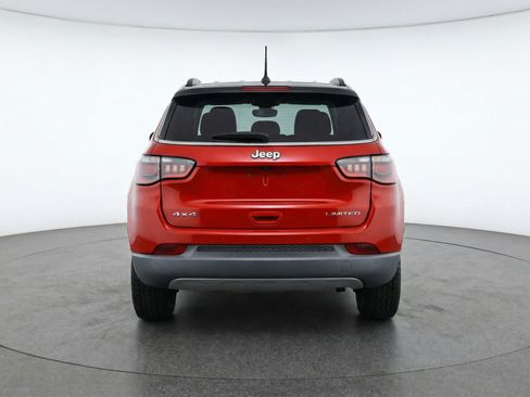 Used 2025 Jeep Compass Trailhawk AWD/4WD image 7