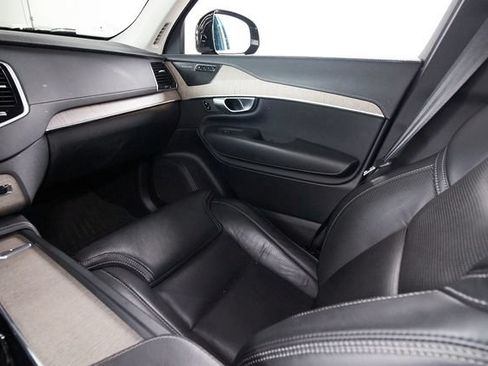 Certified 2023 Volvo XC90 B6 Ultimate w/ Protection Package Premier AWD/4WD image 8