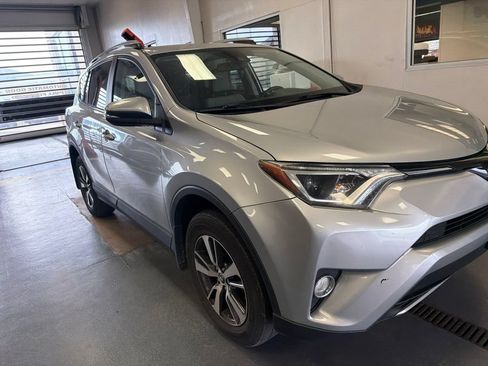 Used 2017 Toyota RAV4 XLE w/ Premium Special Value Package AWD/4WD image 1