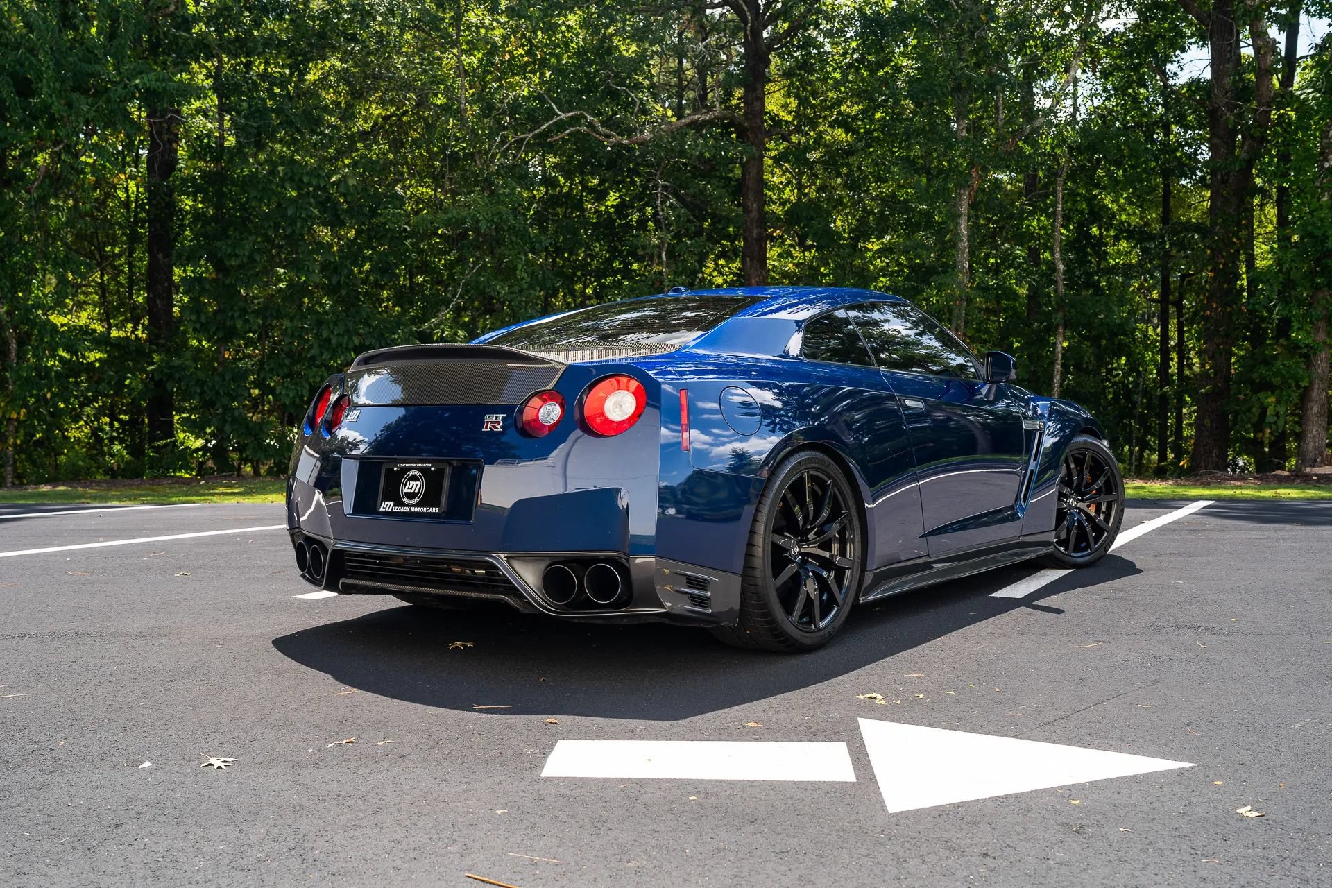 Used 2013 Nissan GT-R Premium AWD/4WD image 3