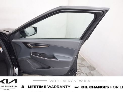 New 2025 Kia EV6 Light image 15
