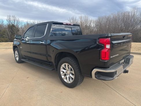 Used 2019 Chevrolet Silverado 1500 LTZ w/ LTZ Texas Edition image 2