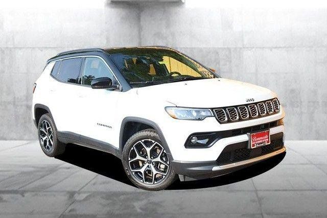 Used 2025 Jeep Compass Limited AWD/4WD image 2