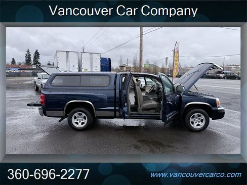Used 2005 Dodge Dakota Laramie w/ Trailer Tow Group image 12