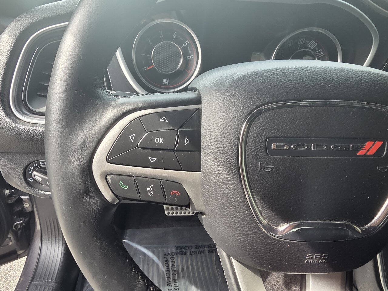 Used 2015 Dodge Challenger SXT Plus RWD image 14