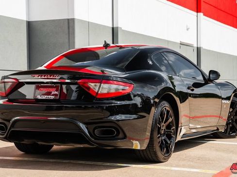 Used 2018 Maserati GranTurismo Sport RWD image 43