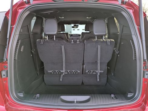 New 2026 Chrysler Pacifica Select AWD/4WD image 23
