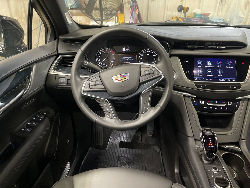 Used 2024 Cadillac XT5 Premium Luxury AWD/4WD image 17