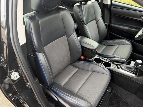 Used 2017 Toyota Corolla SE w/ Carpet Mat Package (TMS) image 11