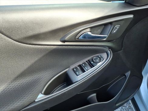 Used 2018 Chevrolet Malibu LT image 10