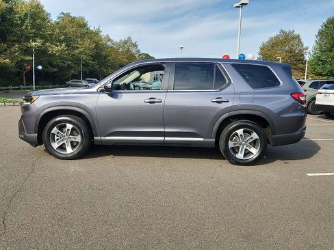 Certified 2025 Honda Pilot EX-L image 8