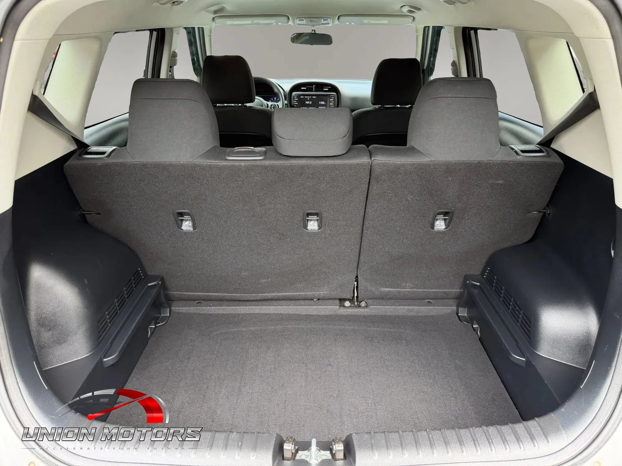 Used 2022 Kia Soul LX FWD image 36