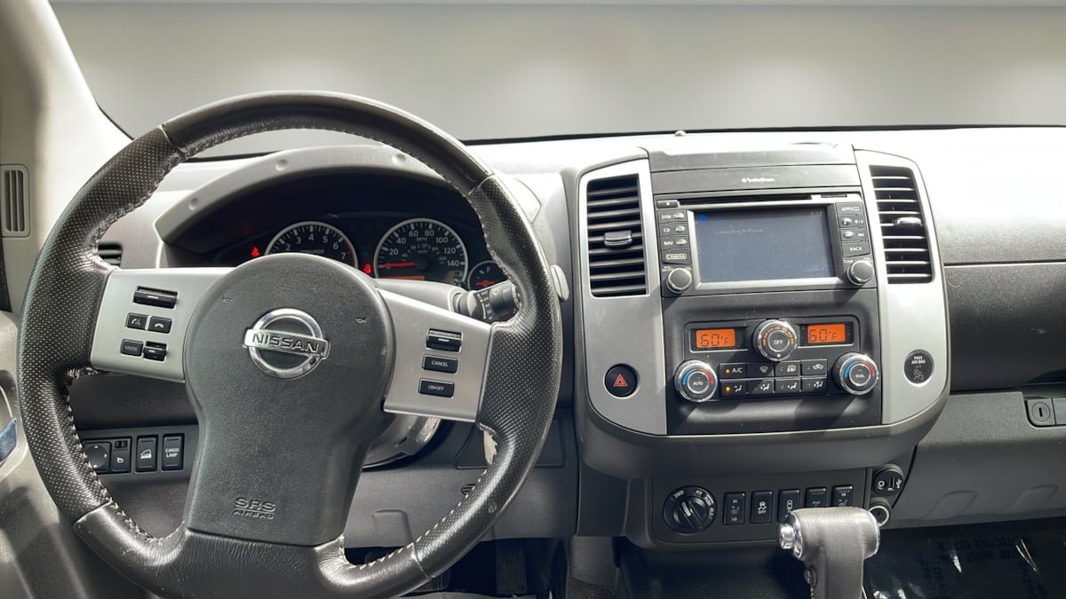 Used 2018 Nissan Frontier SV AWD/4WD image 10