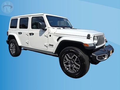 Used 2025 Jeep Wrangler Unlimited Sahara