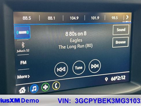 Used 2021 Chevrolet Silverado 1500 Custom image 25