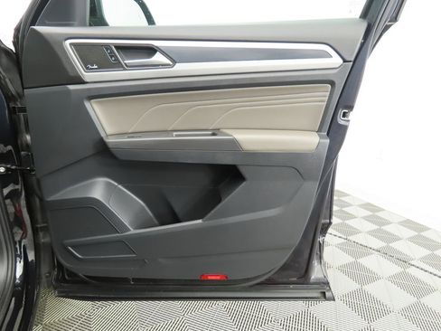 Used 2023 Volkswagen Atlas Cross Sport SEL Premium R-Line image 25