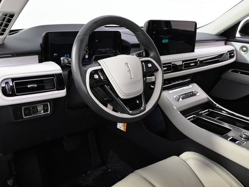 New 2026 Lincoln Aviator Reserve image 12