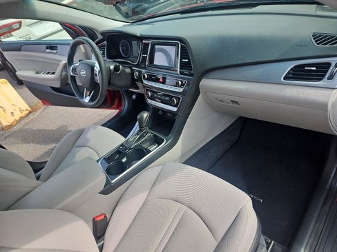Used 2018 Hyundai Sonata SEL FWD image 16