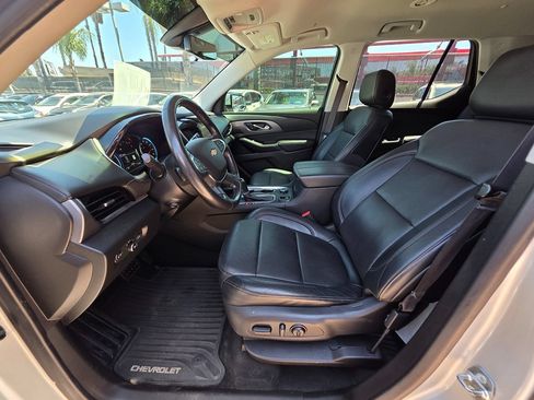 Used 2018 Chevrolet Traverse Premier AWD/4WD image 21