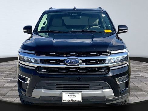 Used 2024 Ford Expedition Limited image 2