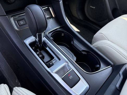 Used 2025 Subaru Ascent Limited image 23