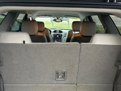 Used 2015 Buick Enclave Leather image 8