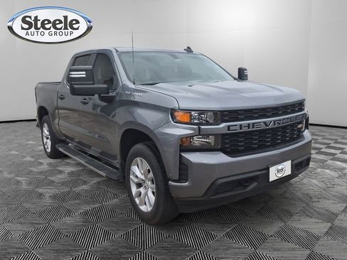 Used 2021 Chevrolet Silverado 1500 Custom w/ Custom Max Trailering Package image 7