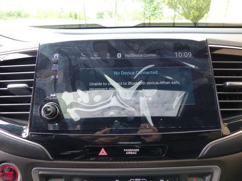 Used 2025 Honda Passport TrailSport image 35