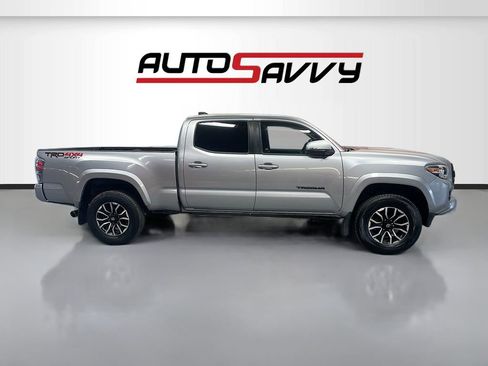 Used 2021 Toyota Tacoma TRD Sport w/ Technology Package image 8