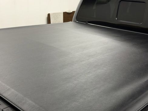 Used 2025 Ford Ranger Lariat w/ Trailer Tow Package image 27