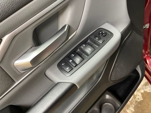 Used 2019 RAM 1500 Big Horn AWD/4WD image 16