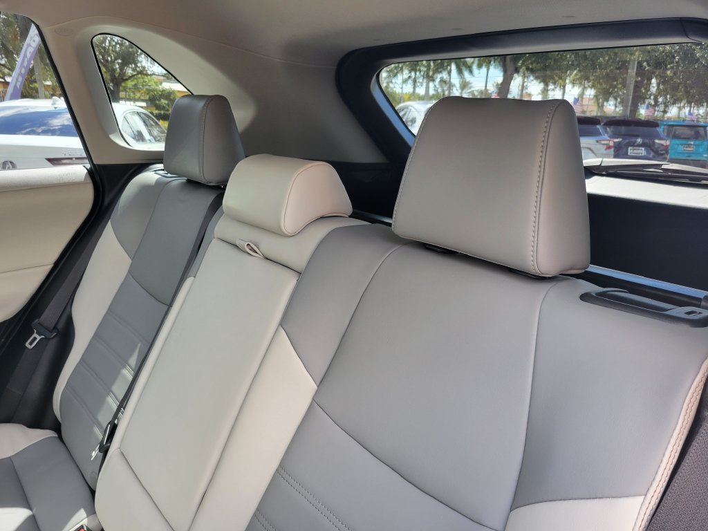 Used 2019 Toyota RAV4 XLE Premium FWD image 13