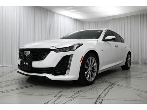 Used 2024 Cadillac CT5 Premium Luxury RWD image 5