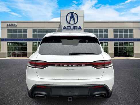 Used 2024 Porsche Macan AWD/4WD image 4