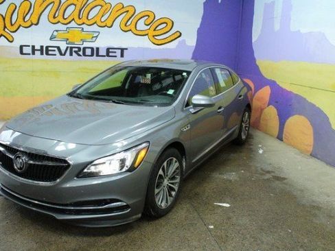 Used 2019 Buick LaCrosse Premium image 8