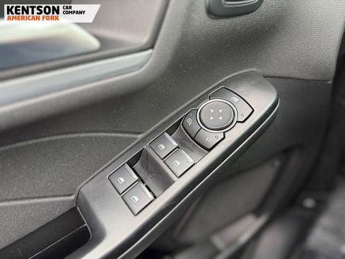 Used 2025 Ford Escape Platinum image 24