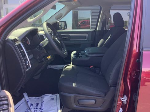 Used 2019 RAM 1500 Warlock AWD/4WD image 6