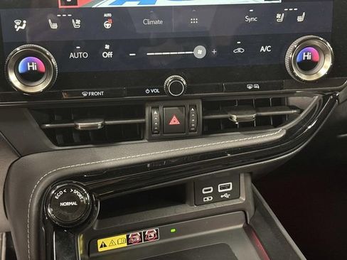 Used 2022 Lexus NX 350 AWD image 18