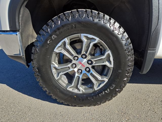 Used 2022 GMC Sierra 1500 SLT w/ Driver Alert Package II AWD/4WD image 7