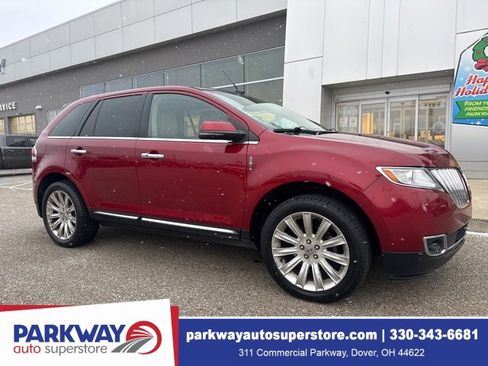Used 2013 Lincoln MKX AWD image 1