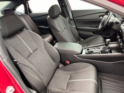 Used 2025 Honda Accord Sport image 30